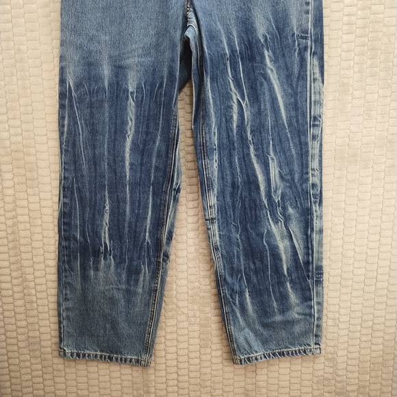 BDG-Urban Outfiitters-High Rise Baggy Jean-Unique Wash-31 - Picture 5 of 15